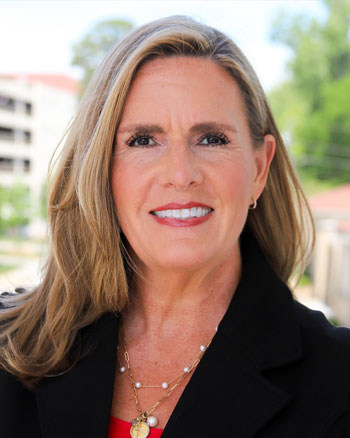 portrait of Dana Haggas